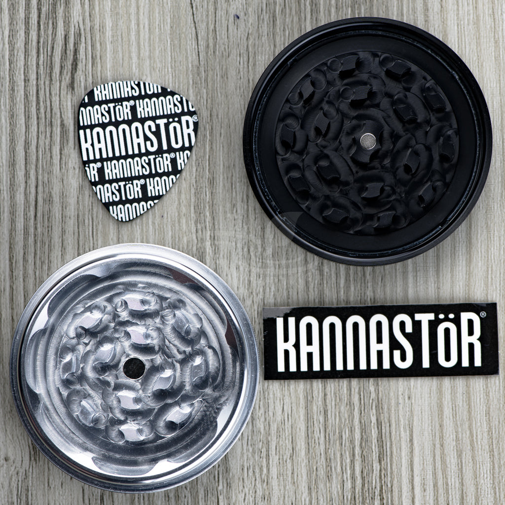 kannastor grinder with included sticker and pick