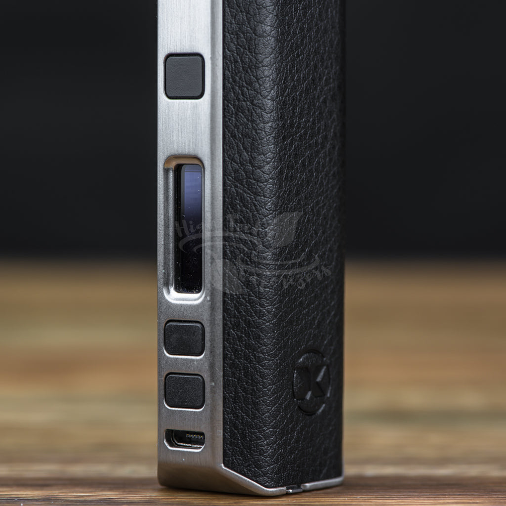 Oled display and buttons on the XVAPE Aria vaporizer