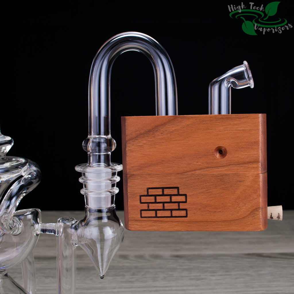 junior water pipe adapter installed in Junior Sticky Brick on glass rig