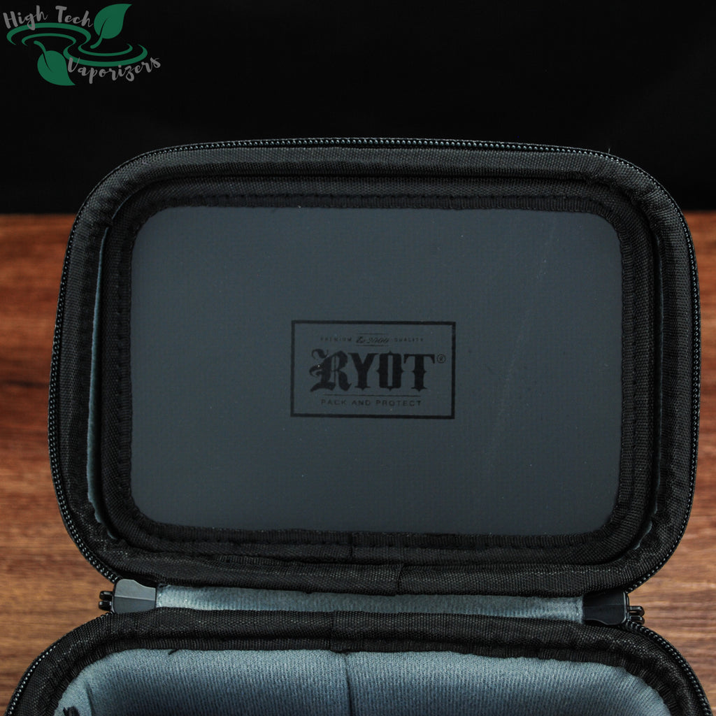 ryot safe case carbon series small