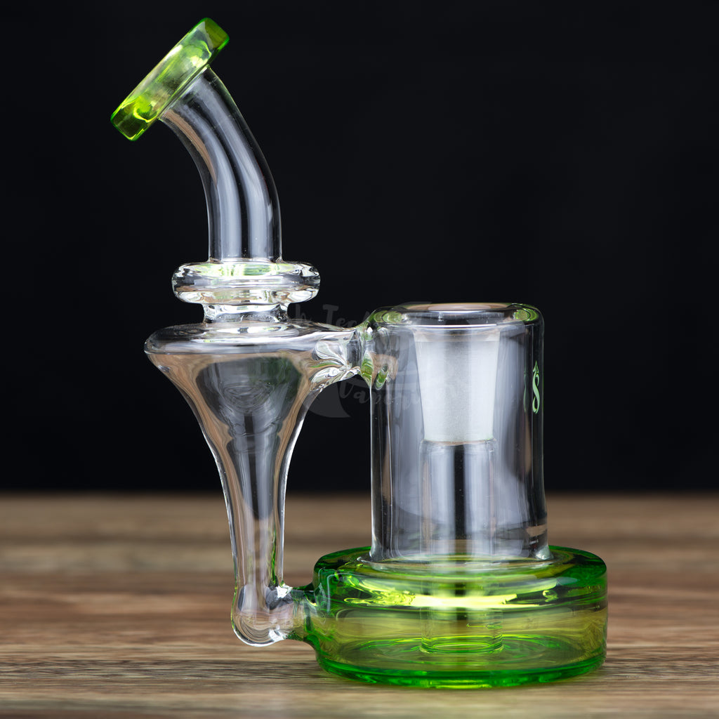 green mini recycler bubbler by elev8 glass